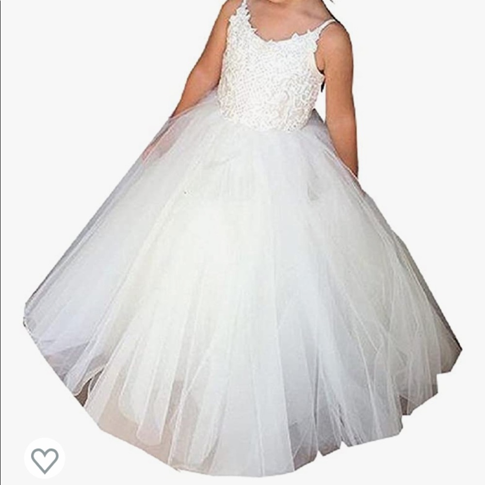 White lace flower girl dress 4-5Y